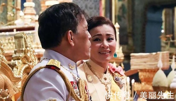 提帮功王子@诗妮娜联手提帮功!晒出“全家福”,三口之家没有王后