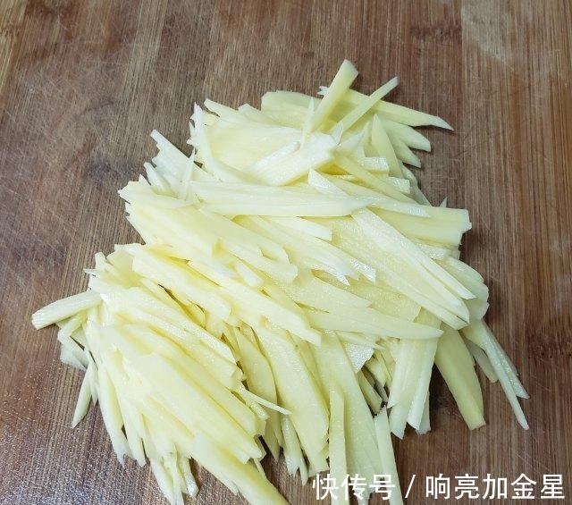 开胃|凉拌土豆丝五香豆腐,开胃爽口,做法简单!