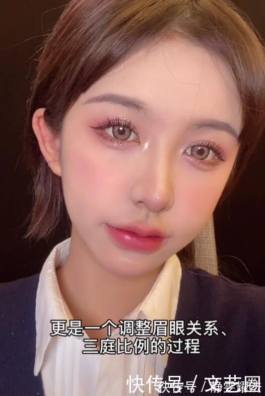 丝丝沈|美女网红嘴唇肿得像香肠五官比例失调,被嘲整容过度像刘梓晨孪生妹妹