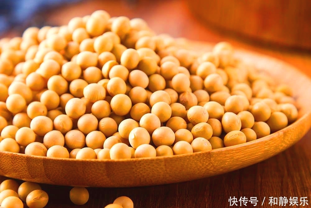 黄豆不要再打豆浆了,这样做开胃又下饭,只需几步就搞定,特解馋