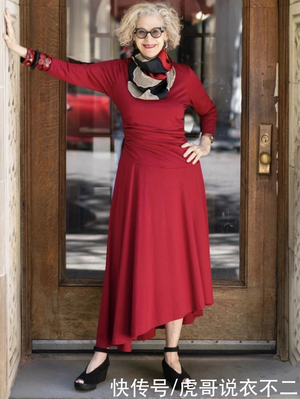 大龄|岁月从不败美人，大龄“奶奶辈”时髦起来，年轻人都要自愧不如