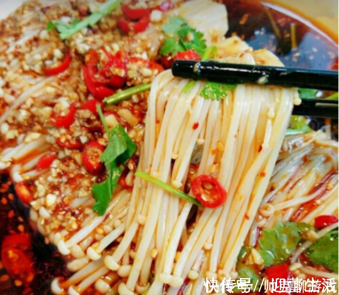 鸡腿|美食推荐姜爆回锅排骨、甜酸鸡腿棒、凉拌金针菇、麻婆豆腐