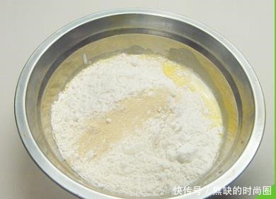 料足|用平底锅做披萨,比烤箱还方便,料足美味,早餐也可以很丰盛