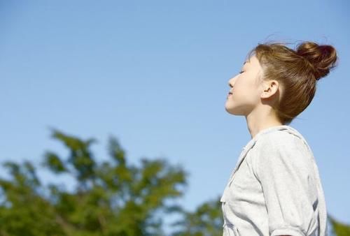  抽烟|吸烟者，即使无法戒烟，为了健康，也要尽量少在这4个时间点抽烟