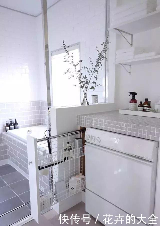 浴室|嫌卫生间太小?现在都这样设计,怪不得她家看上去空间大一倍!