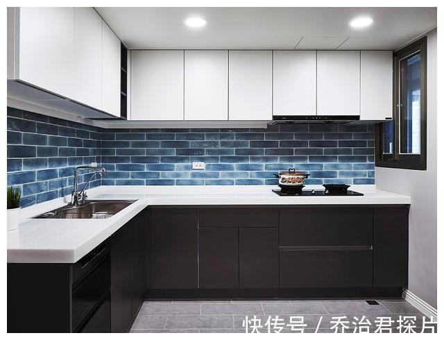 墙面|这是我见过最简洁大方的美式风，132㎡老屋翻新，打造典雅退休生活