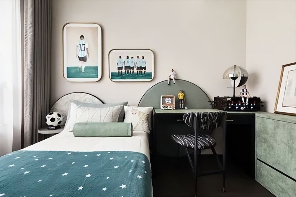 舒适|168㎡现代艺术宅,摈弃繁杂与浮夸,轻盈舒适的设计