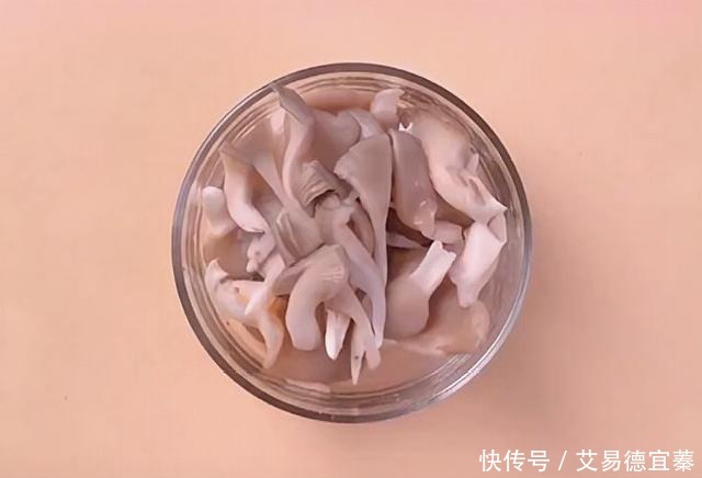 分钟|这个早餐饼是女儿的最爱,营养全面,早起15分钟就能搞定