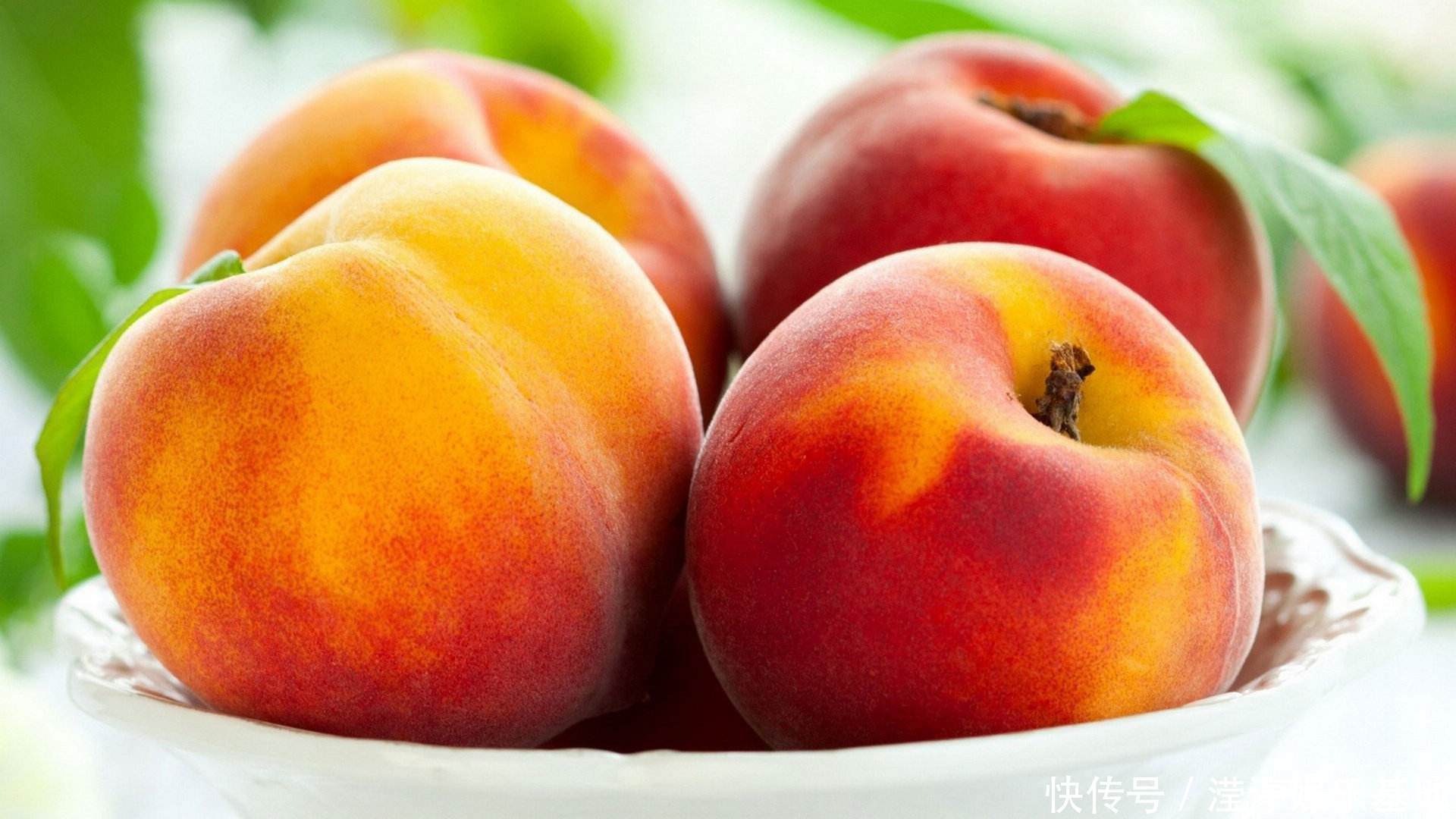 老少皆宜|女性想要不显老,坚持常吃三种食物,滋润皮肤,不妨一试