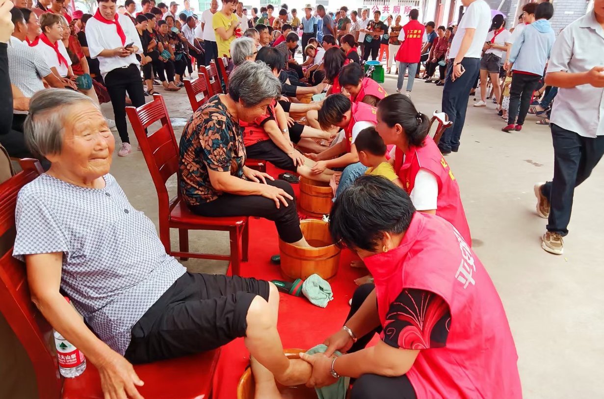 金牛港村$乡贤尽乡情，定塘金牛港村重阳节活动暖心来袭