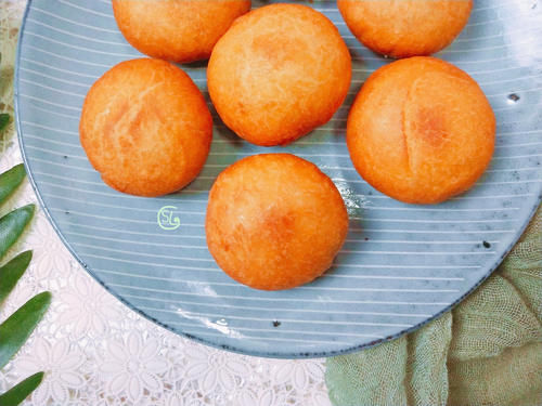 脆皮糖糕在家做，只要掌握3个技巧，个个空心不露馅，外皮酥脆