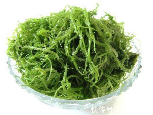 患有高血压|患有高血压,常吃3种''天然降压药'',血压不升反降,预防并发症!