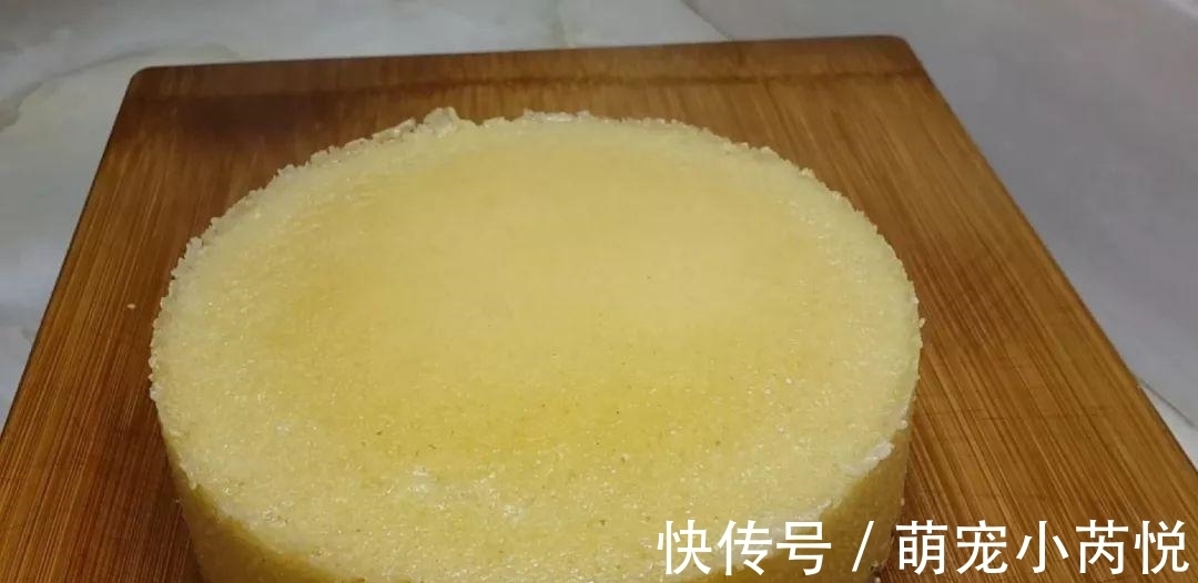 蛋糕|1碗大米,2个苹果,锅里蒸一下,做出创意小发糕,比蛋糕好吃几十倍