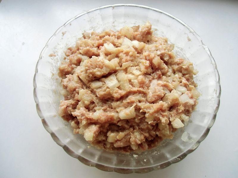 西北人最爱的面食，比饺子还好吃，馅鲜汁多底焦脆，拌馅有配方