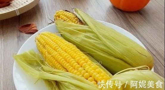 做水煮玉米，不要直接下锅！多加这一步，玉米鲜嫩多汁更香甜