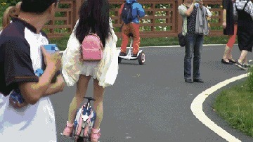 |精选搞笑GIF:这是我见过化妆化的最好的了,绝对的真材实料!