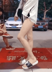 |搞笑GIF趣图:这东西也可以炒着吃吗,我改天试试