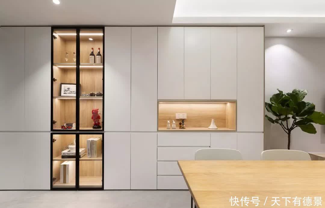 书房|79平现代两室，入户阳台改书房，厨房玻璃墙，让空间视觉翻倍