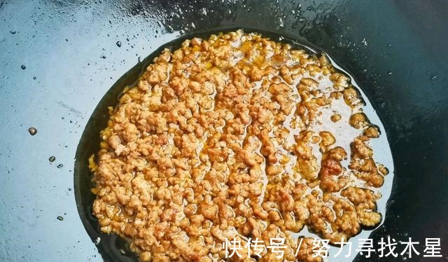 土豆|孩子很喜欢吃的肉末土豆球,自己做一点也不难,颜值高,味道好!