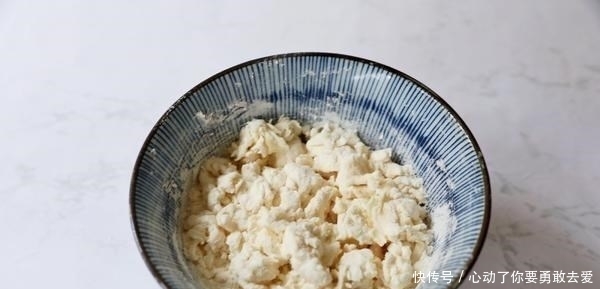 春末遇到此菜别手软,堪称植物“美白丸”,常吃晒黑的皮肤也白了