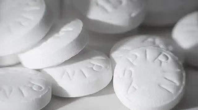 阿司匹林吃不对会要命两个病例警示吃阿司匹林前,得了解这些