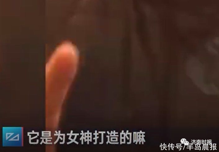 不配|没有女伴不配吃火锅？排队1小时店家不让进！两男子蒙了