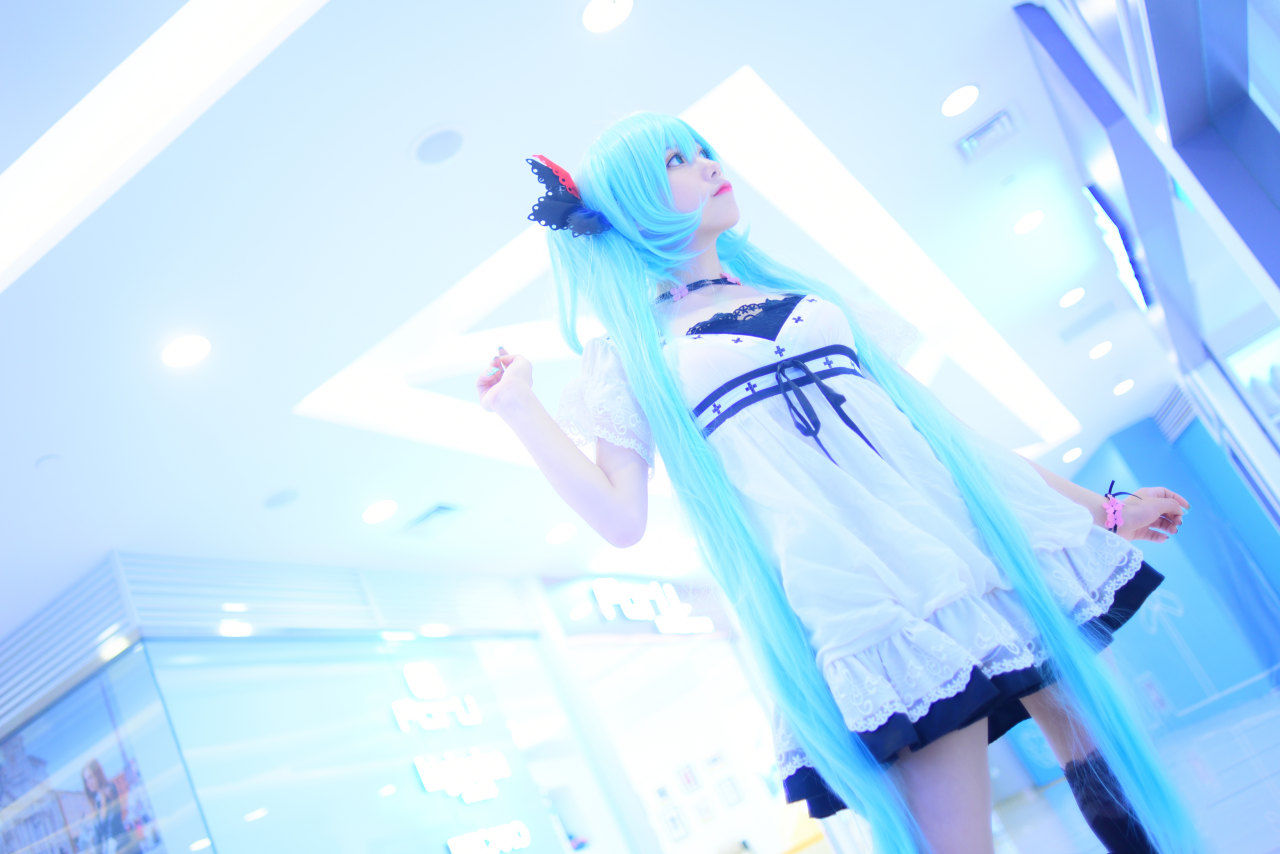 ワールドイズマイン 初音未来cosplay