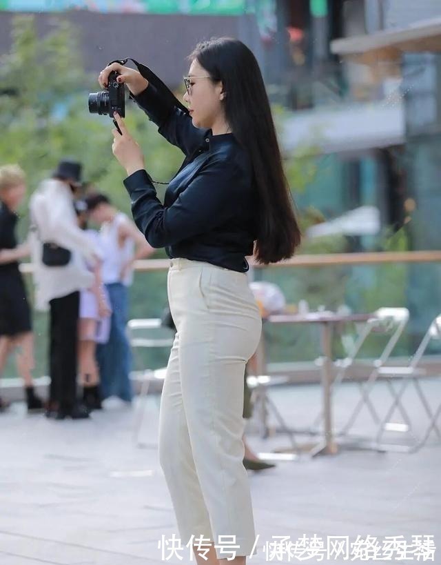 仙女们 束腰紧绷的牛仔裤,穿错很尴尬,简单好学
