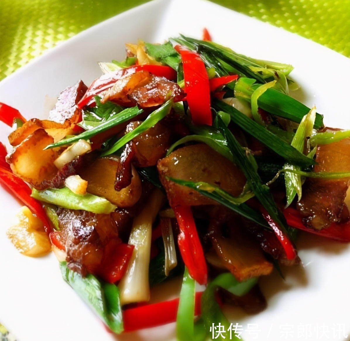 香菇|女性想拒绝成为黄脸婆,常吃三种美食,滋补身体,不妨一试