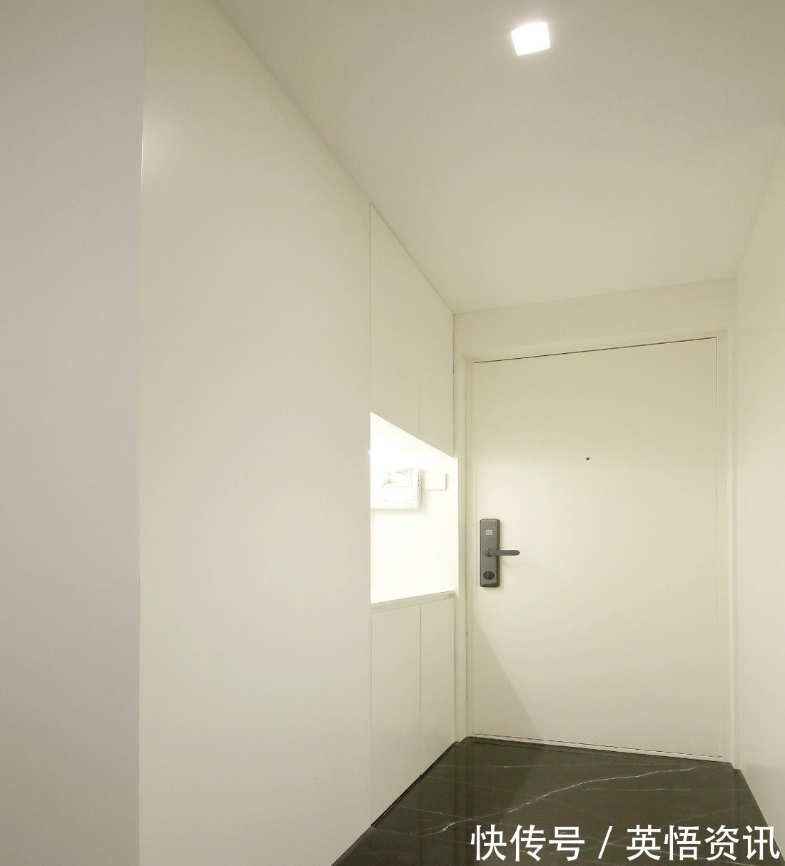 小窝|看了她的46㎡小窝,头一回见卧室装两个门,美观又实用,很聪明