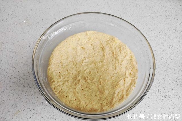 口感|从小就爱吃的大发糕,组织蓬松口感好,照着做保你内部不发粘!