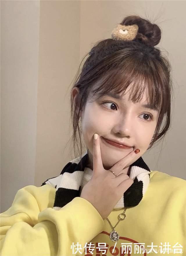 扎丸子头|“手残”扎不好丸子头教你3个小技巧，减龄还俏皮，解决小尴尬