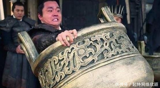 上死|有的掉粪坑,有的乱吃药,盘点历史上死的奇葩的4个君王