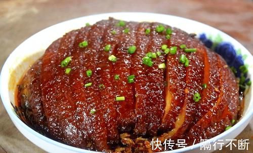 米酒|天冷了，做出来的扣肉，做法简单，锅中一蒸，鲜嫩多汁，而且还不油腻