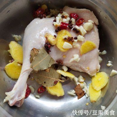 超下饭的香酥鸭腿,一学就会