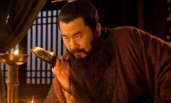 貂蝉|曹操对他十分爱惜,可他却宁可赴死,都不想归顺曹操