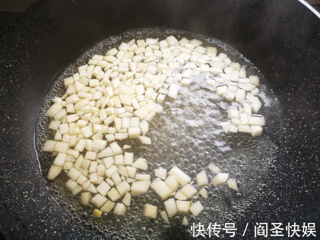 糯米粉|秋天要多吃苹果，教你简单做法，外酥里软，香甜可口，孩子最喜欢