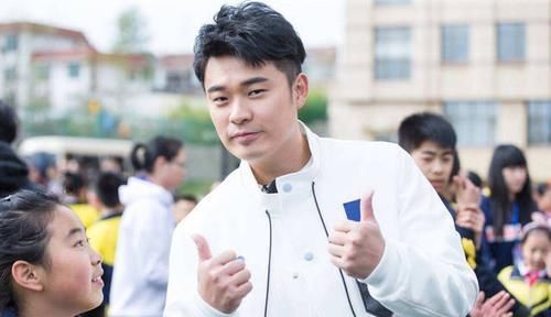 主播|主播沫子與陳赫開(kāi)黑,陳赫吐槽自家戰(zhàn)隊(duì)圈運(yùn)太差,吃不到雞!