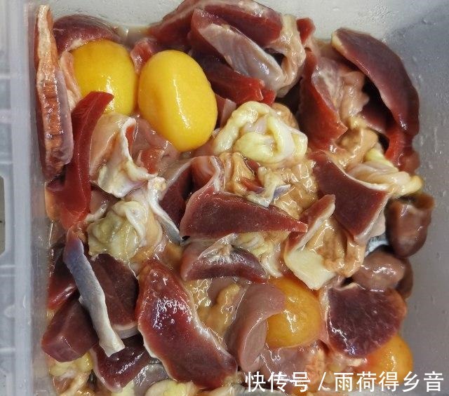 味道|鸡杂炒粉丝,味道鲜香,超级下饭!