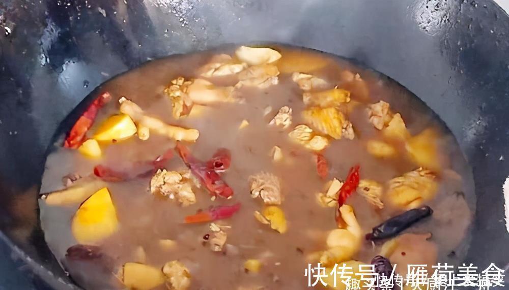 鸡肉|炖鸡肉发柴难吃？300岁老厨师教你3个诀窍，鸡肉不好吃才怪