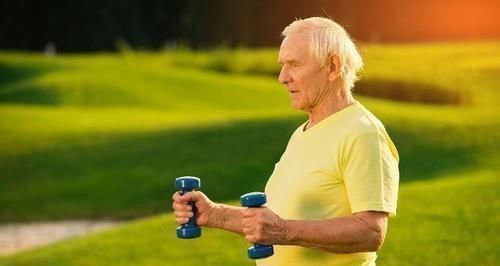 想要长寿|60岁之后要想长寿,除了运动锻炼身体之外,还要坚持做1件事