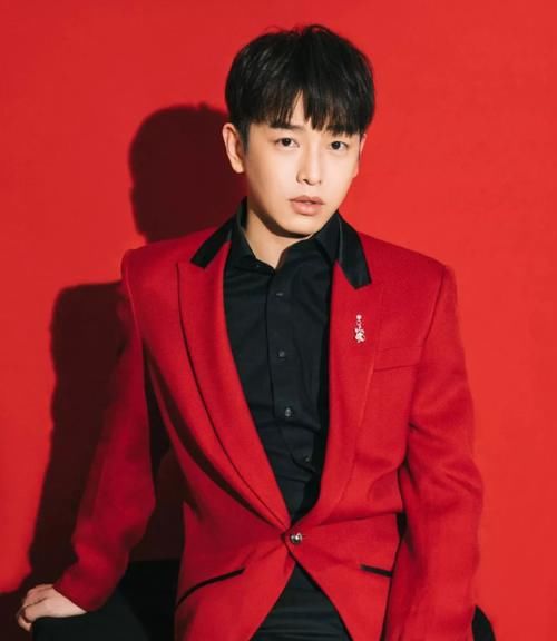  放肆|彭昱畅李振宇表情管理对比，旁若无人的笑太放肆了，铁憨憨上线！