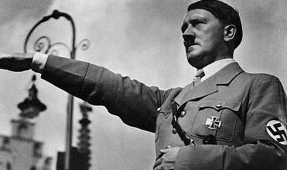 母亲|二战中希特勒为何屠杀犹太人？揭秘真相后，反而同情希特勒了