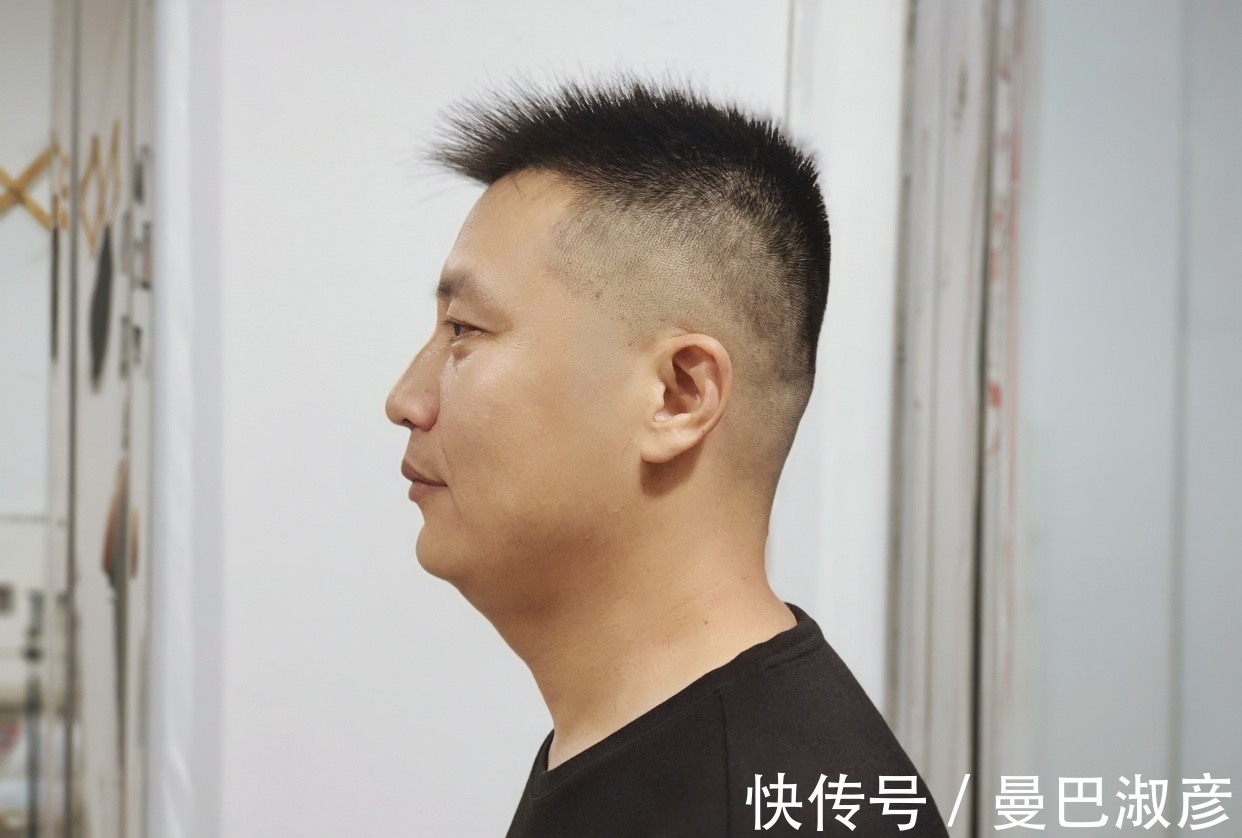 时尚 男士发型不知怎么剪？试试这几款，让你帅到颜值翻倍