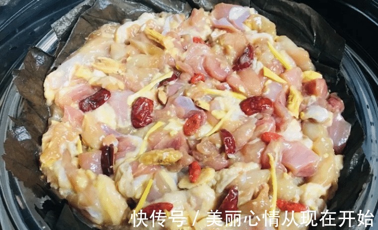 陈皮|夏天，吃广式蒸鸡，8分钟就能蒸好，鲜而嫩滑，还无一丝腥味