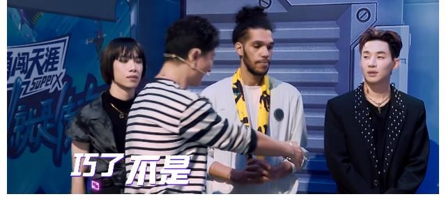 大華|韓庚主動(dòng)放棄尼爾森，王一博如愿以?xún)敚瑒椚A卻被連續(xù)挖墻腳