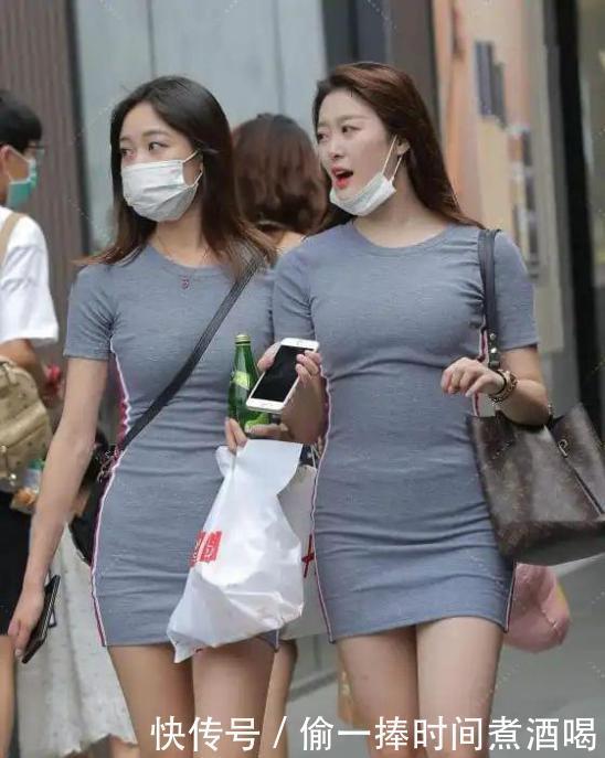 灰色紧身连衣裙,紧身收腰设计,青春洋溢活力十足