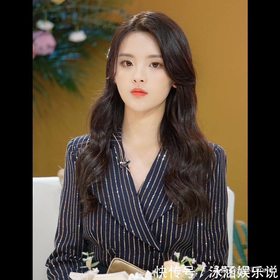 飘逸|看明星们的发型，哪个最好看你喜欢长发飘逸还是短发灵动呢