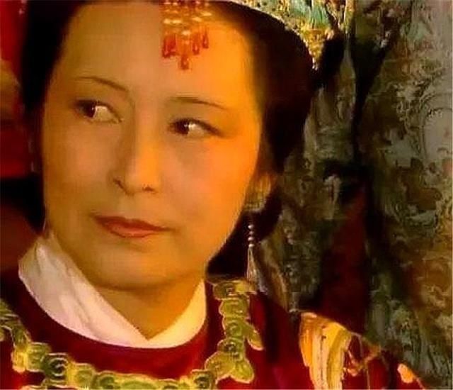 红楼梦|红楼梦难怪宝钗在贾府如此简朴,你看她安的什么心、在效仿谁