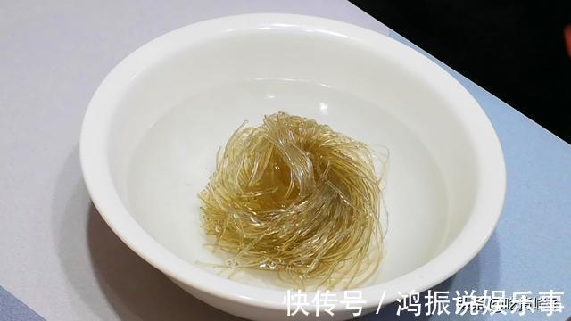 味道|做白菜炖粉条时,牢记“3要点”,炖出的菜味道正,鲜香四溢